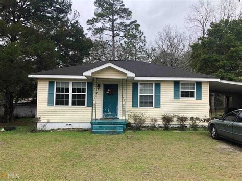 This house rental unit is available on Apartments. . Houses for rent statesboro ga